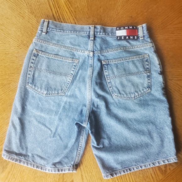 Vintage Tommy Hilfiger Flag Logo Summer Shorts 34 Hip Hop Preppy 90s Bottoms - Picture 1 of 5